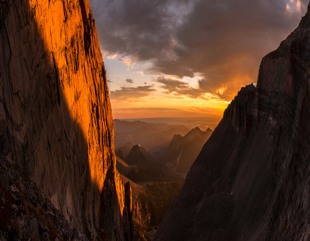 MOUNTAINS Wall murals